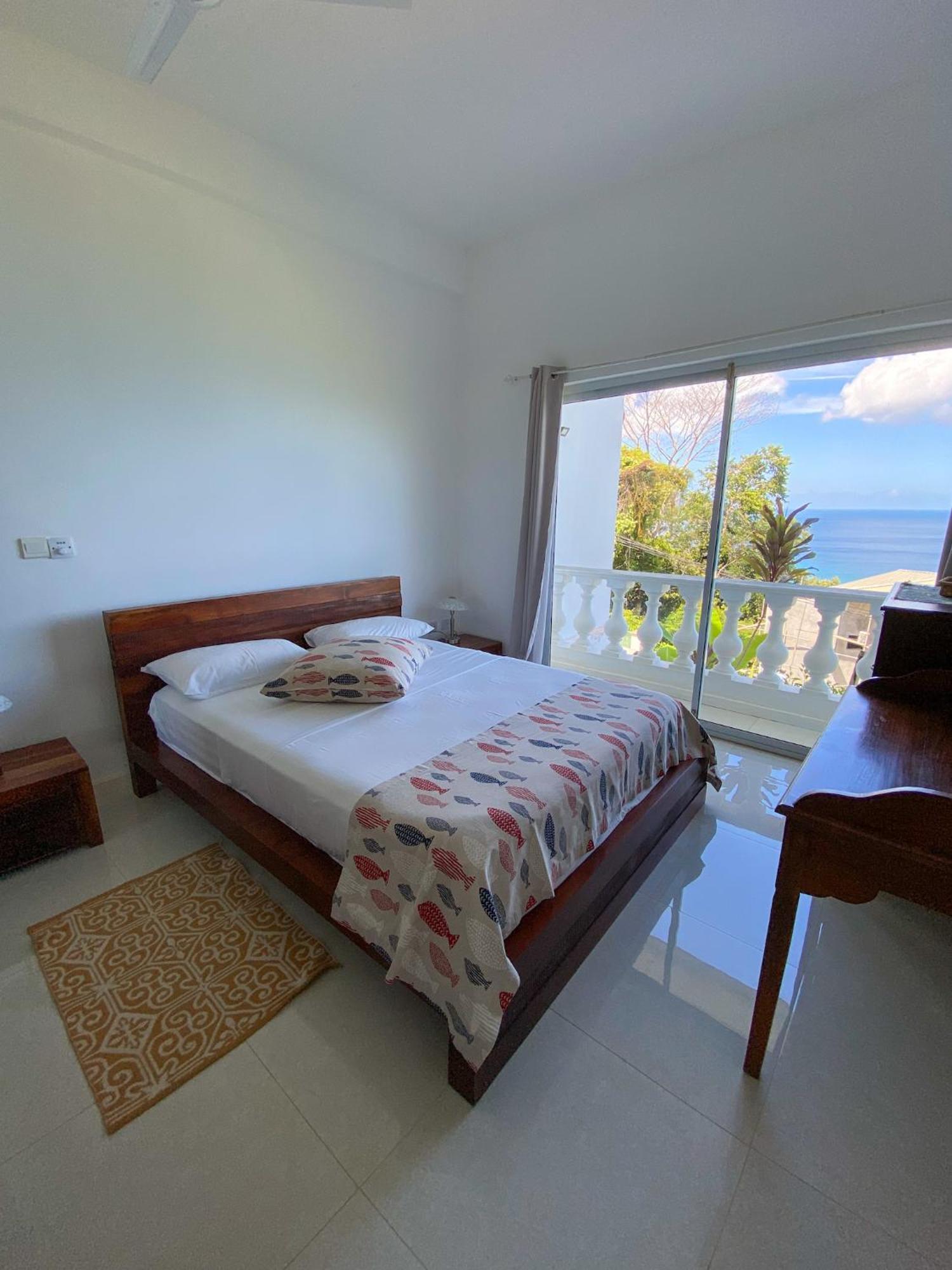 Reve Bleu Villa Glacis  ภายนอก รูปภาพ